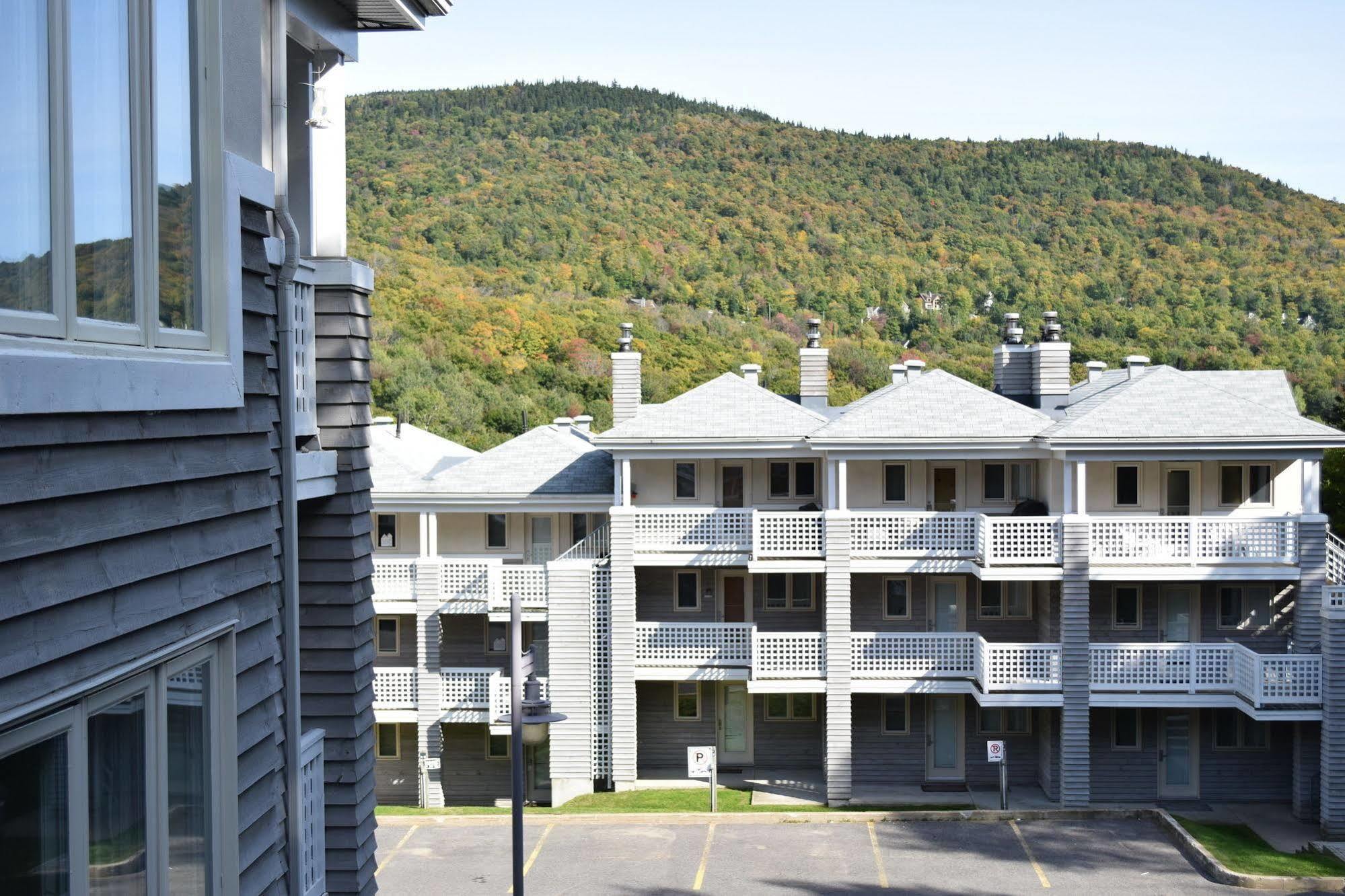 Condos Stoneham Buitenkant foto